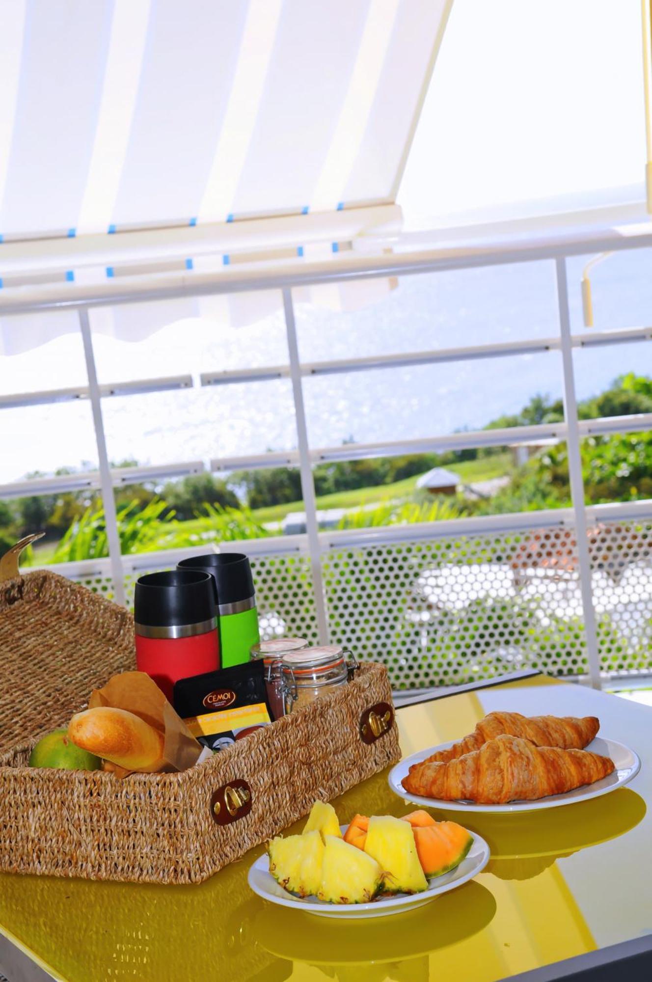 Hotel Village Pomme Cannelle 3 Etoiles Le Precheur 외부 사진